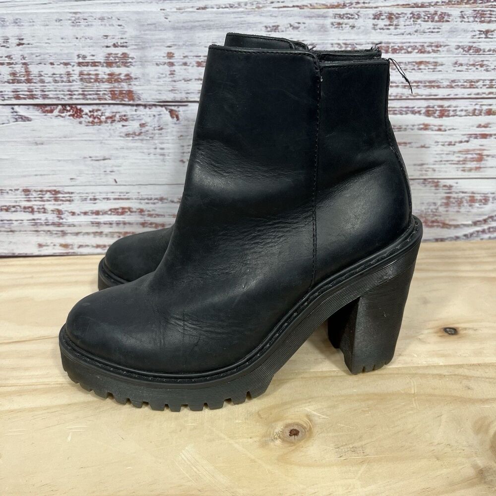 Dr. Martens Magdalena Bootie Womens EU 37/US 6 Leather Platform Heel Ankle Zip